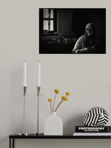 The seamstress B&amp;W Poster och Canvastavla