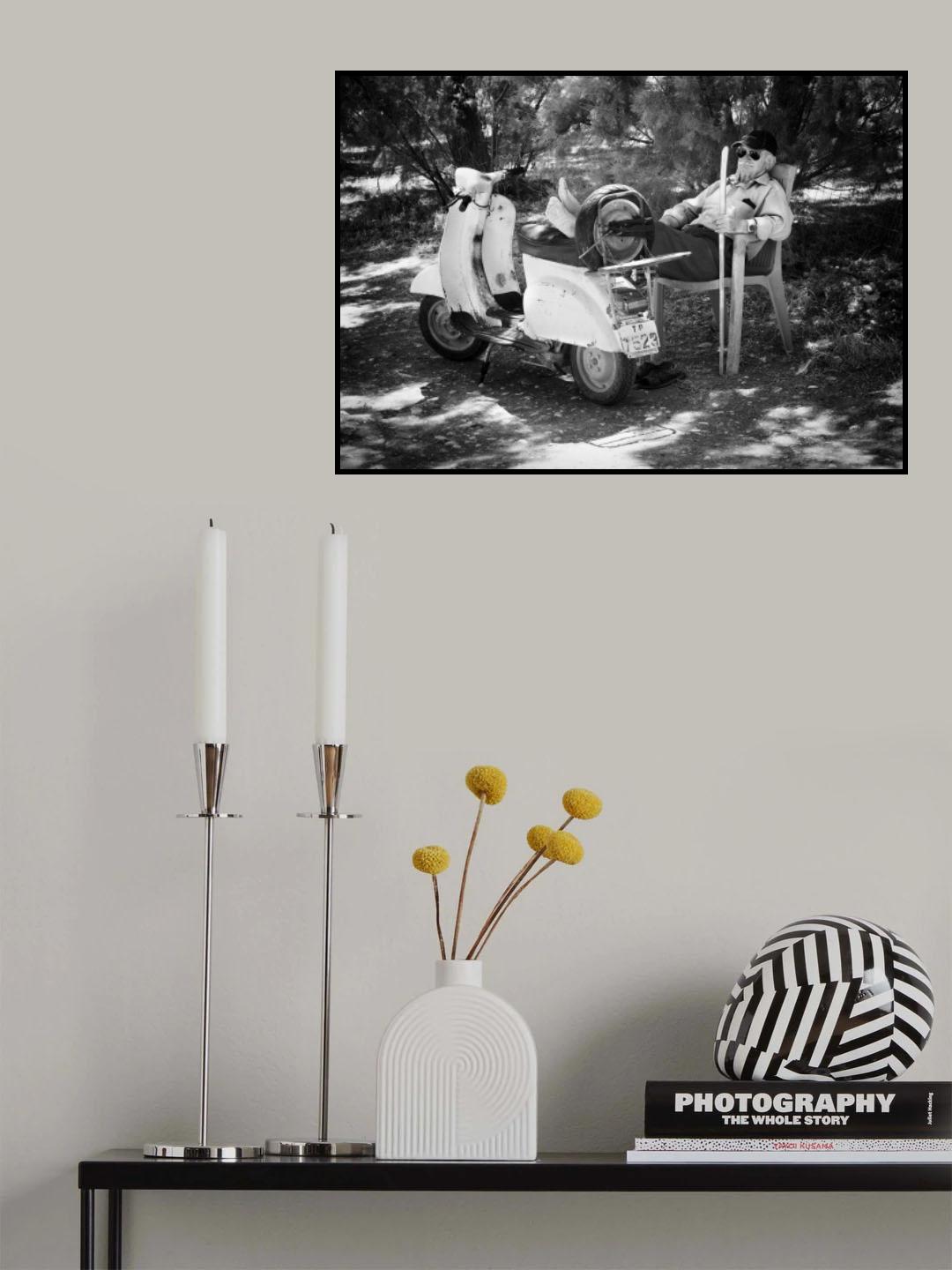 Vespa a riposo Poster och Canvastavla