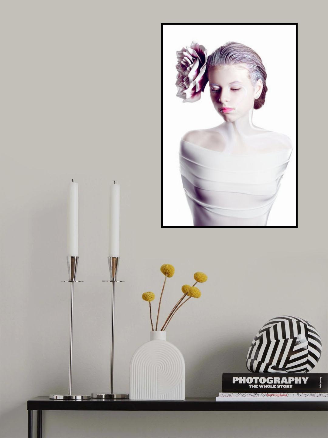 Beauty is a fragile gift Poster och Canvastavla
