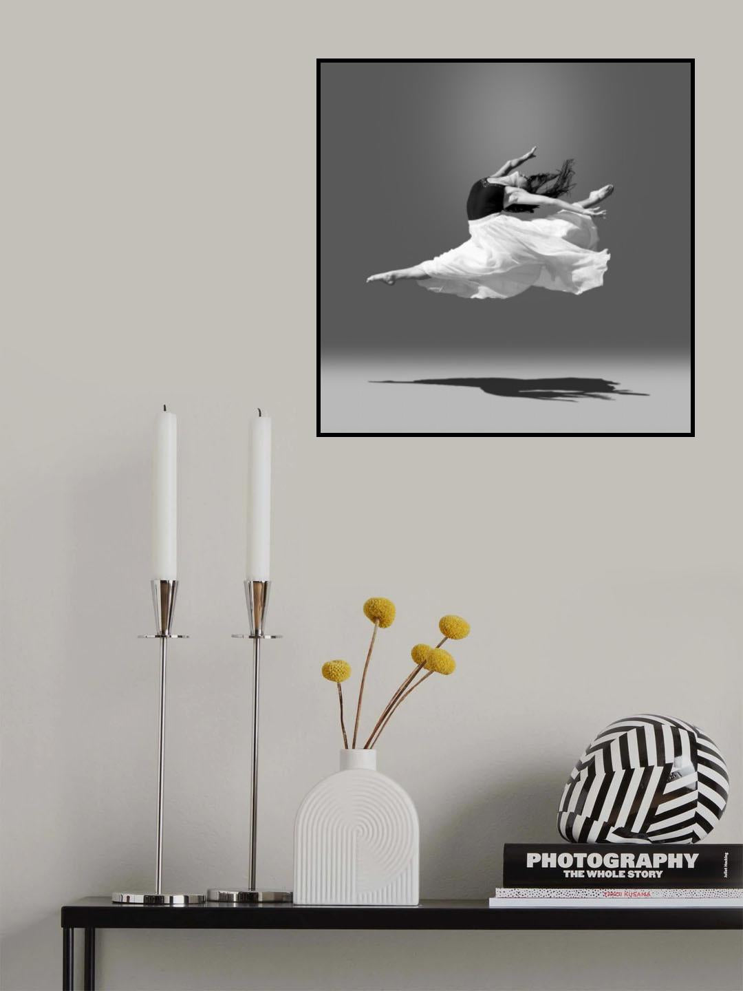 Jumping in air Poster och Canvastavla
