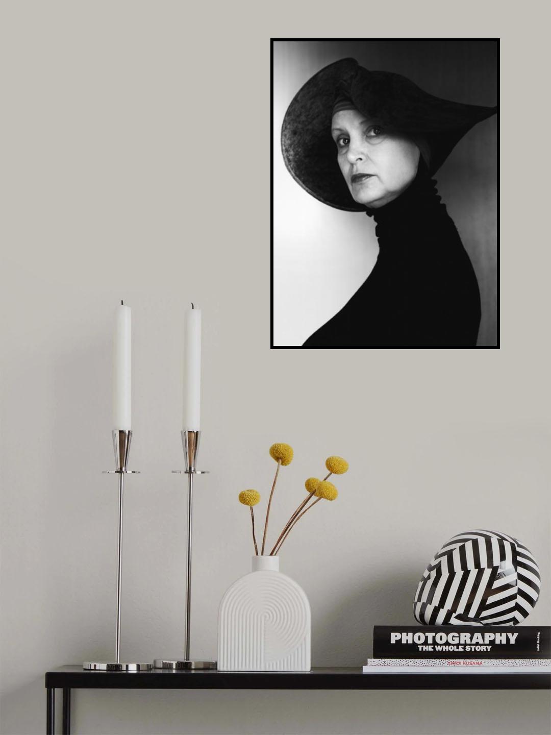 Homage to..........The old Lady Poster och Canvastavla