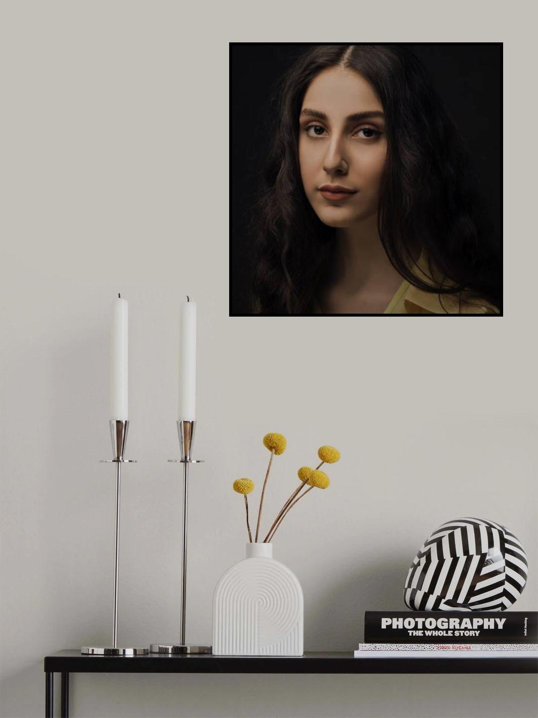 Kiana Poster och Canvastavla