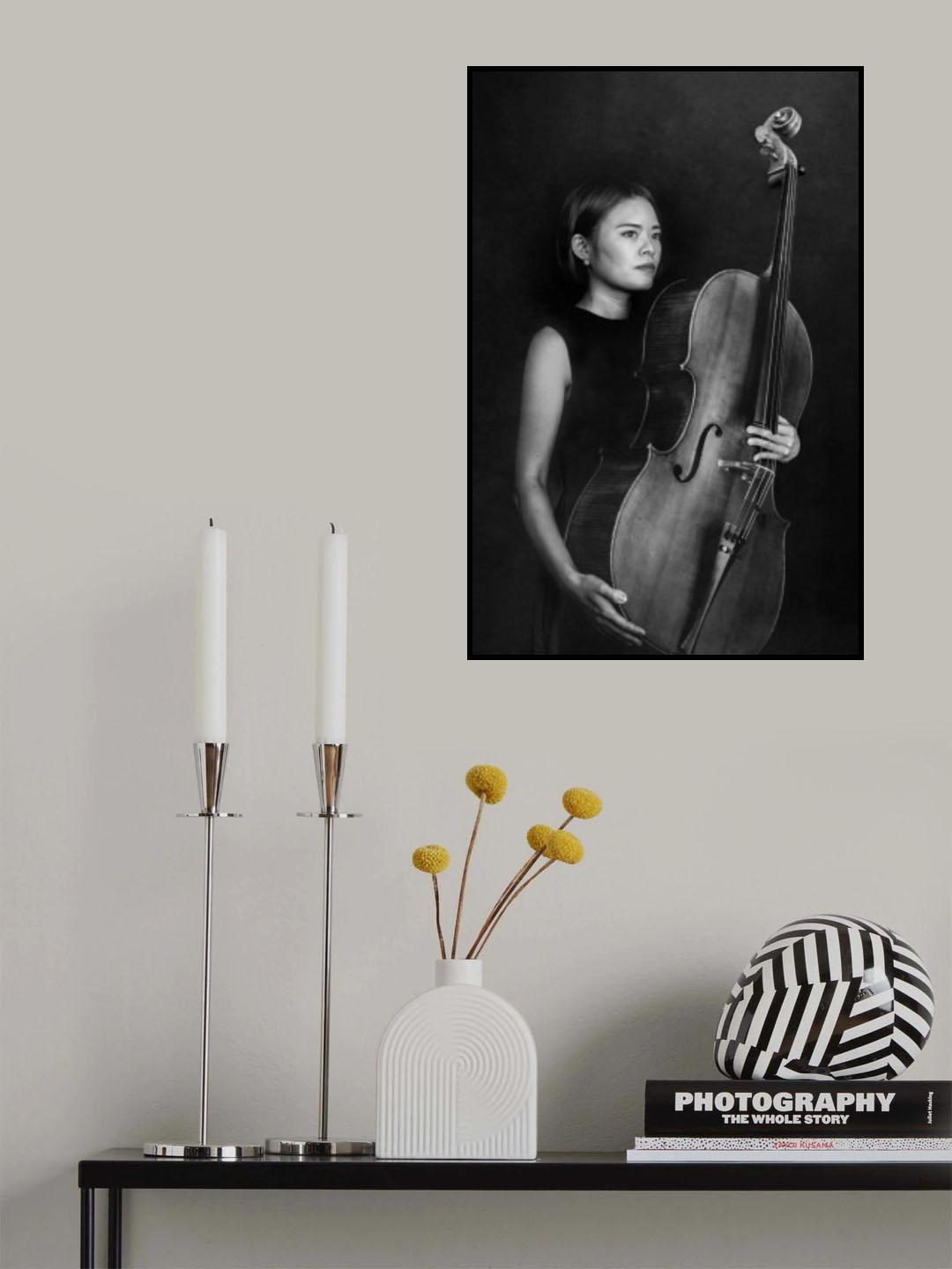 Female cellist Poster och Canvastavla