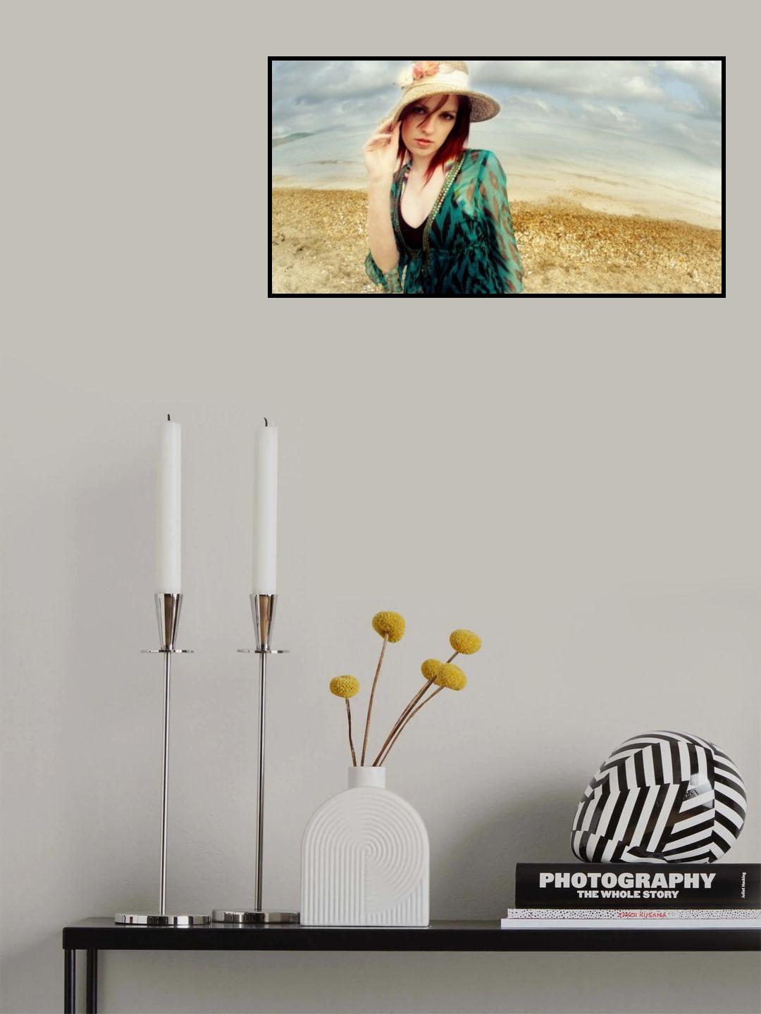 Hannah on Overcoombe beach Poster och Canvastavla