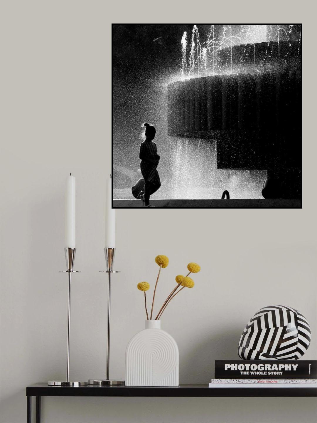 Alone Poster och Canvastavla