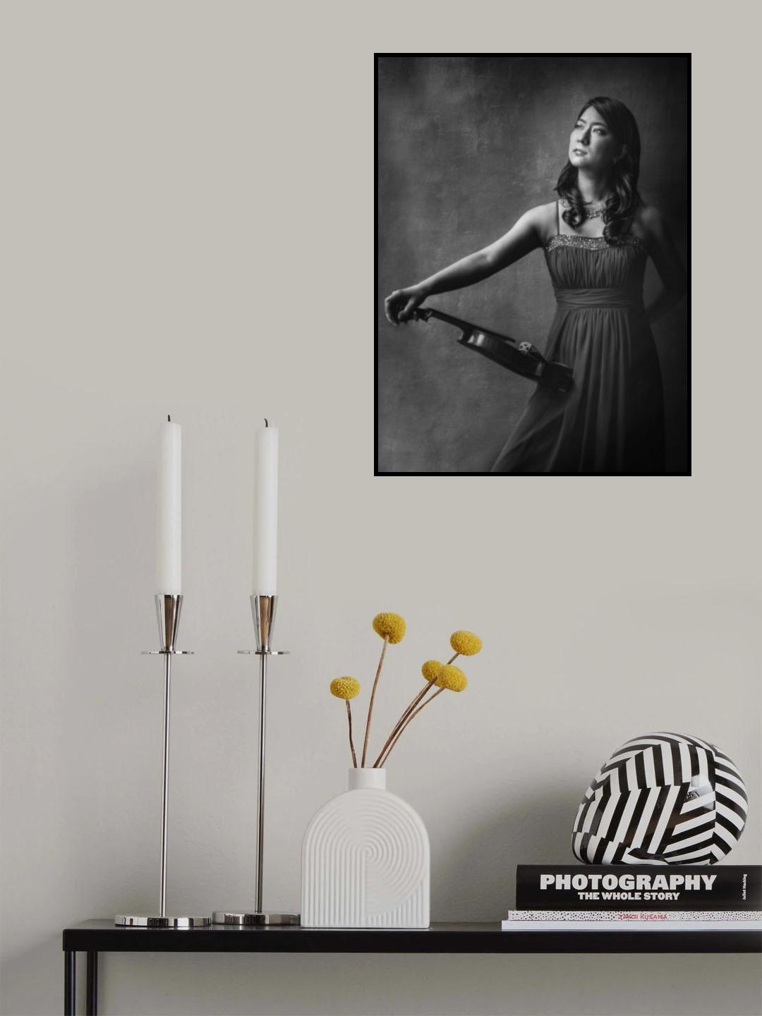Female violinist Poster och Canvastavla