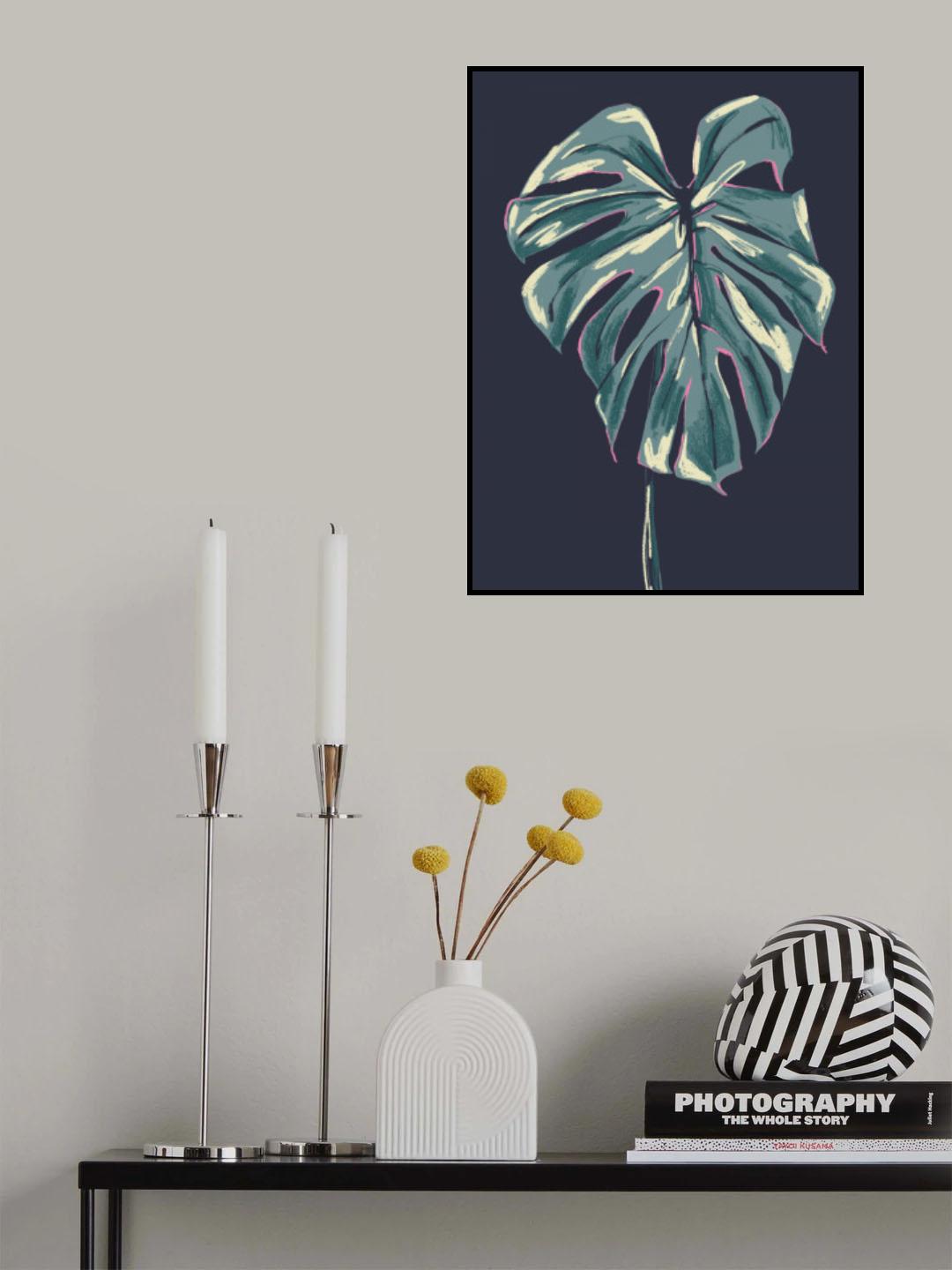 Monstera Deliciosa Dark Poster och Canvastavla