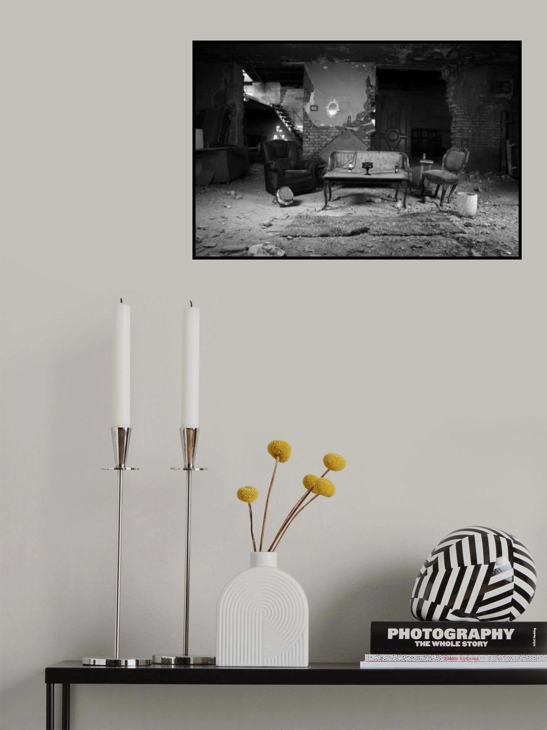 Ruined Poster och Canvastavla