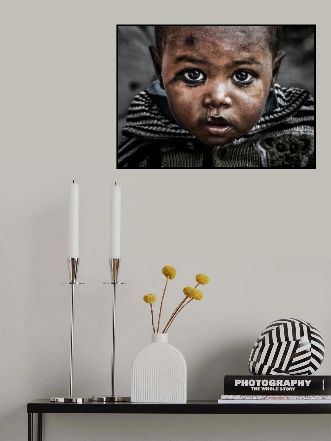 Indian child at a Kumbh Mela Festival - Prayagraj - India Poster och Canvastavla