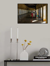 Women in pagoda Poster och Canvastavla