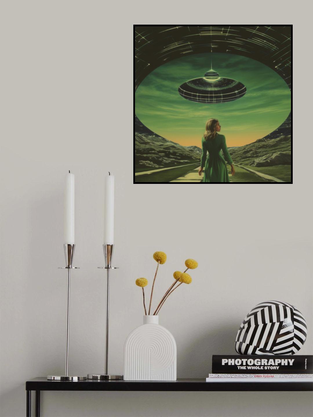 Green UFO Collage Art Poster och Canvastavla
