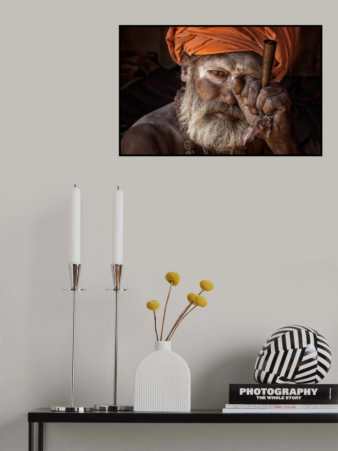 Just before lighting the chillum - Kathmandu Poster och Canvastavla