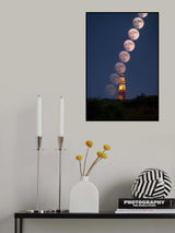 Almost a Supermoon Poster och Canvastavla