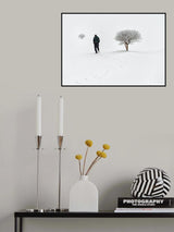 lone on snow Poster och Canvastavla