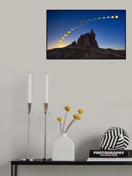Solar Eclipse Over Shiprock Poster och Canvastavla