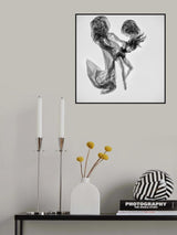 Falling to Earth Poster och Canvastavla
