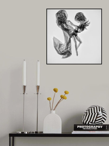 Falling to Earth Poster och Canvastavla