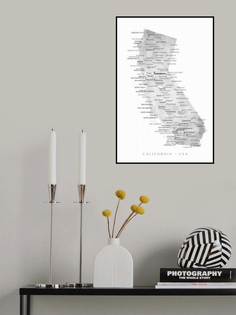 Grayscale watercolor map of California with cities Poster och Canvastavla