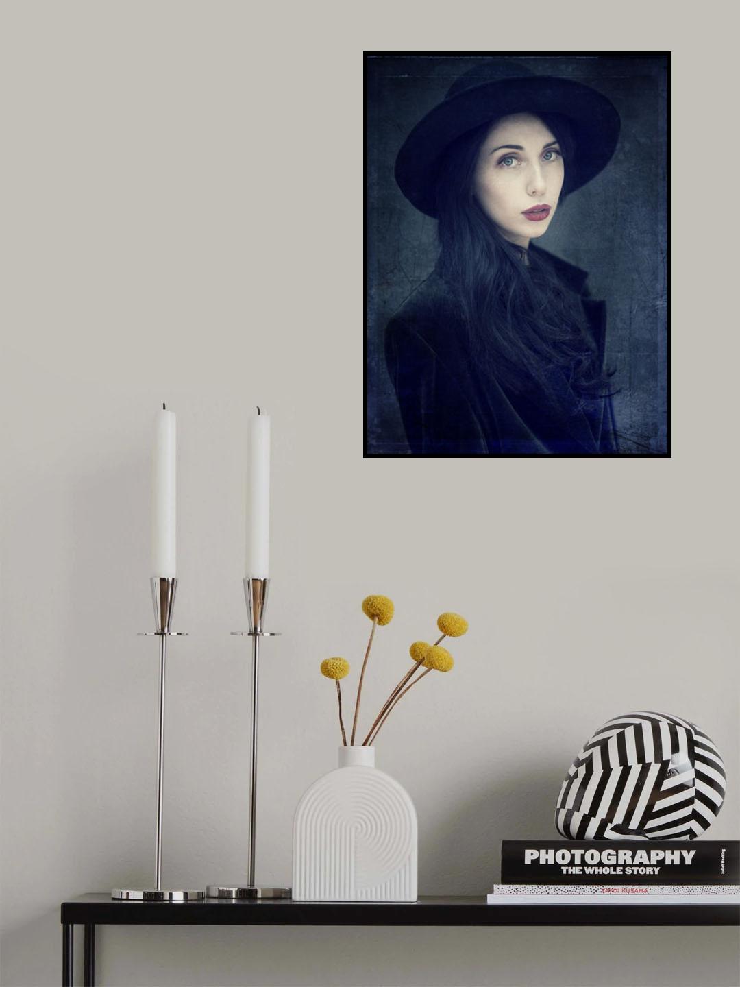Alice II Poster och Canvastavla