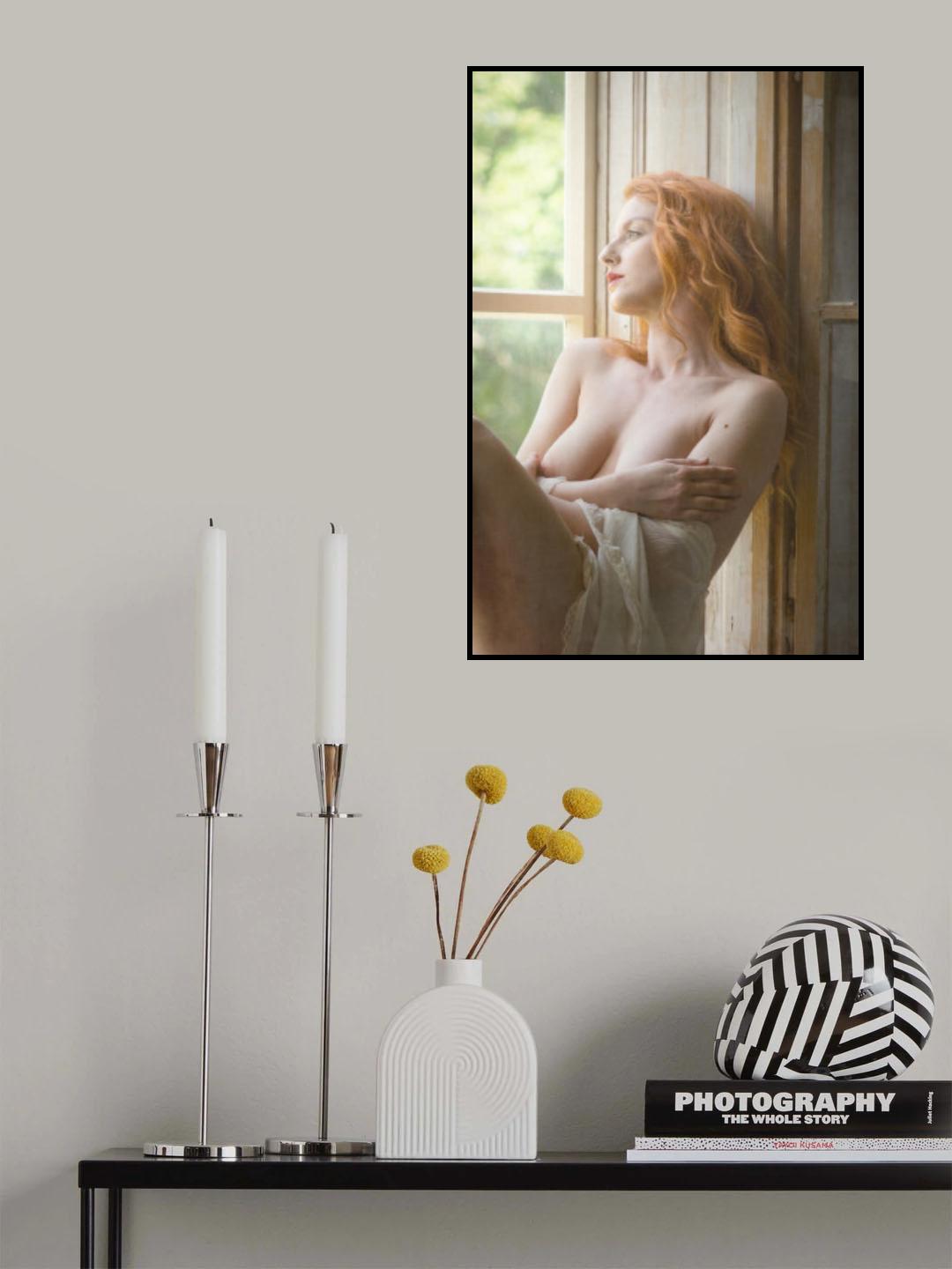 das Mädchen am Fenster Poster och Canvastavla