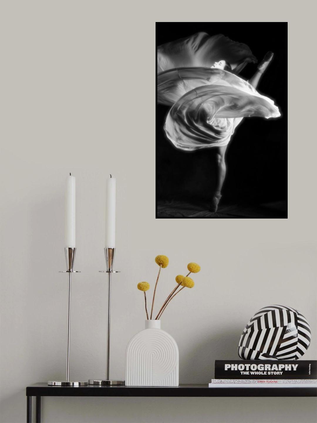 her glowing face. Poster och Canvastavla