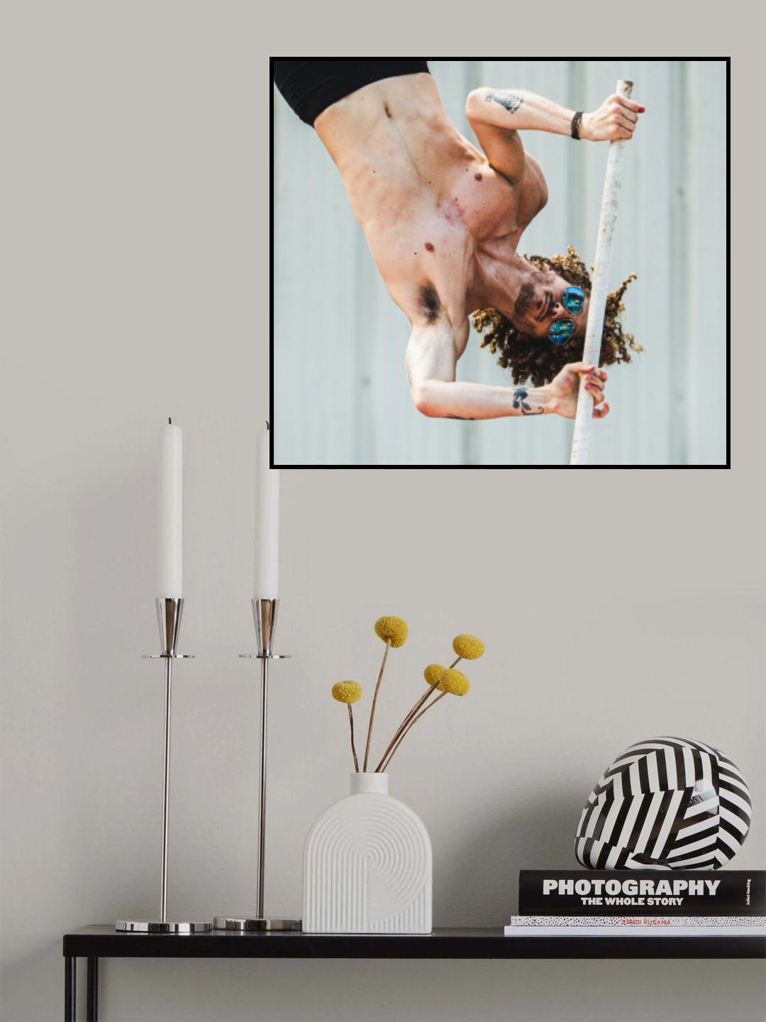 Pole Vaulter's Ascension Poster och Canvastavla