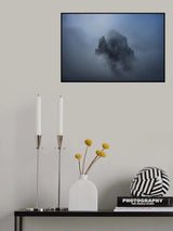Montaña entre la niebla Poster och Canvastavla