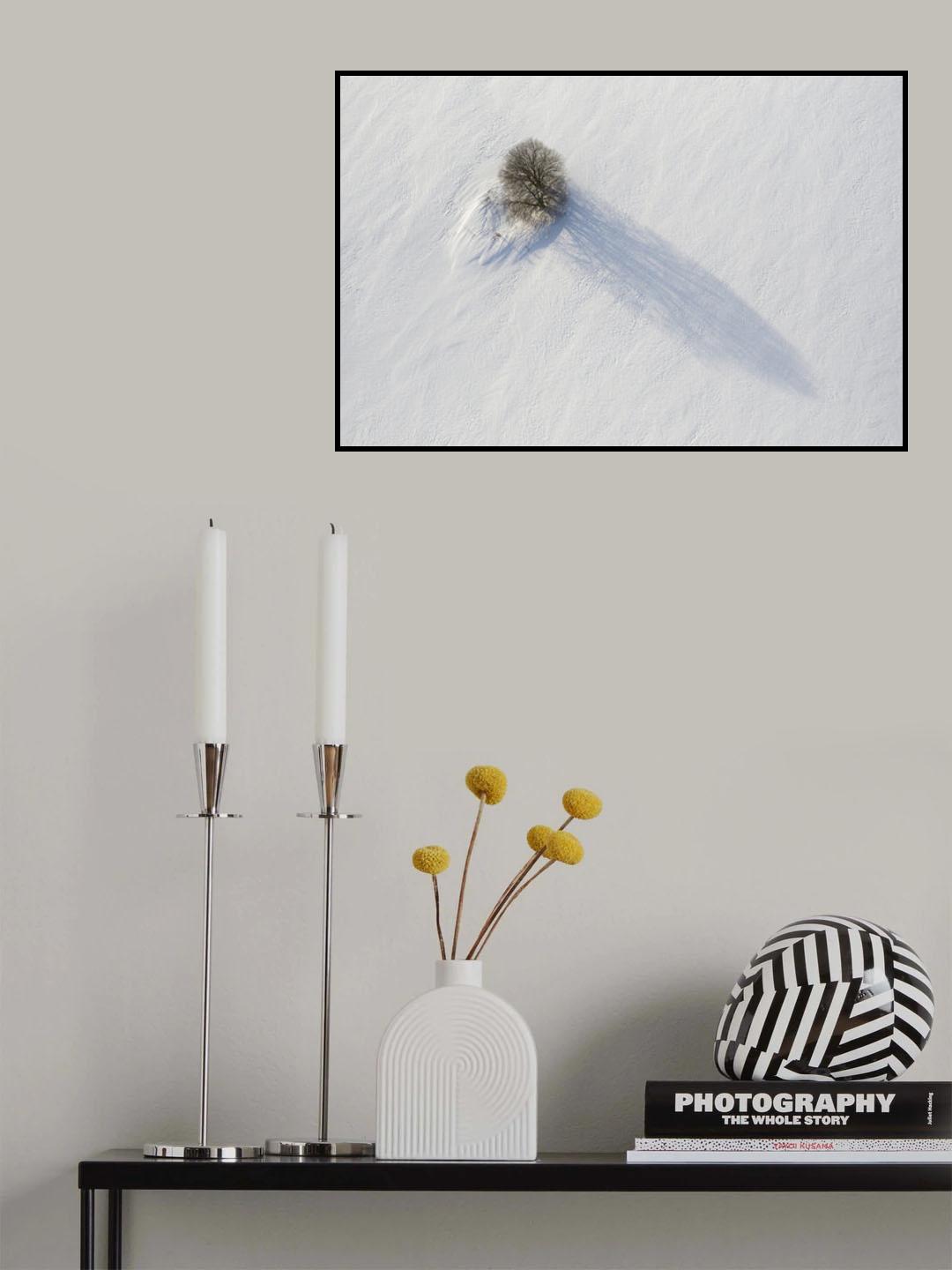 Alone in the field Poster och Canvastavla