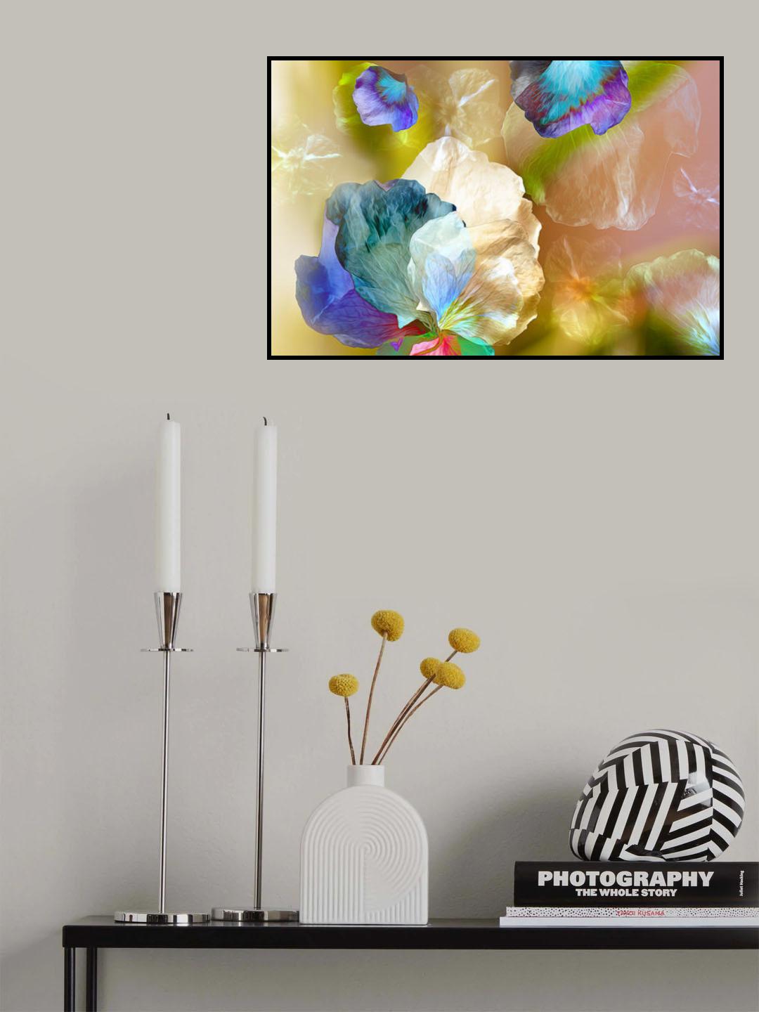 Floating petals Poster och Canvastavla