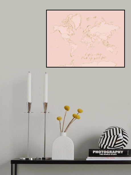 Inspirational pink and gold world map Poster och Canvastavla