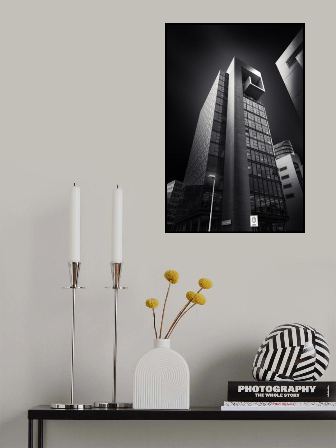 P - Building Poster och Canvastavla