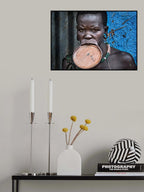 Surma tribe woman. Poster och Canvastavla