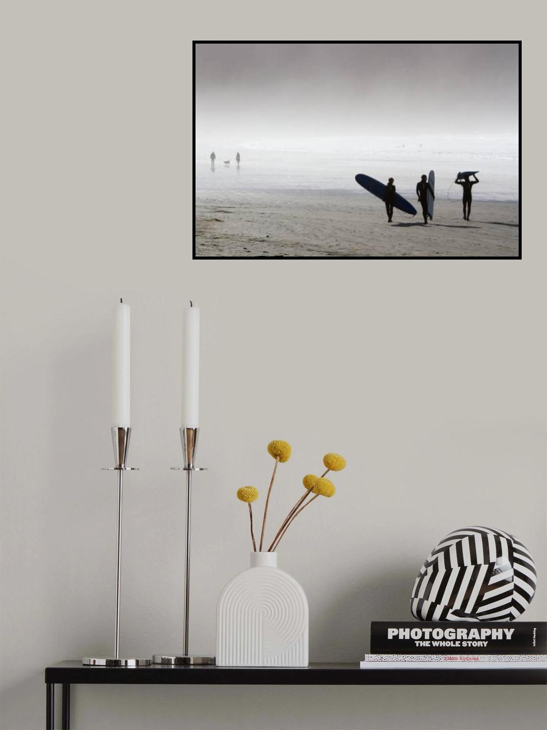 Surfing Time in a Foggy Day Poster och Canvastavla