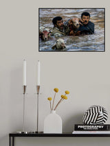shoulder to shoulder Poster och Canvastavla