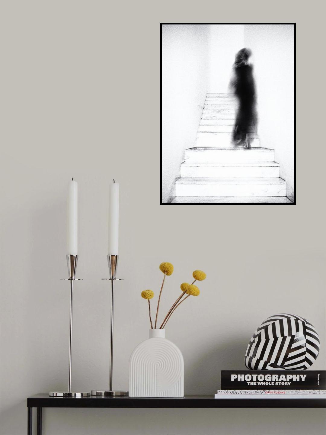woman on stairs Poster och Canvastavla