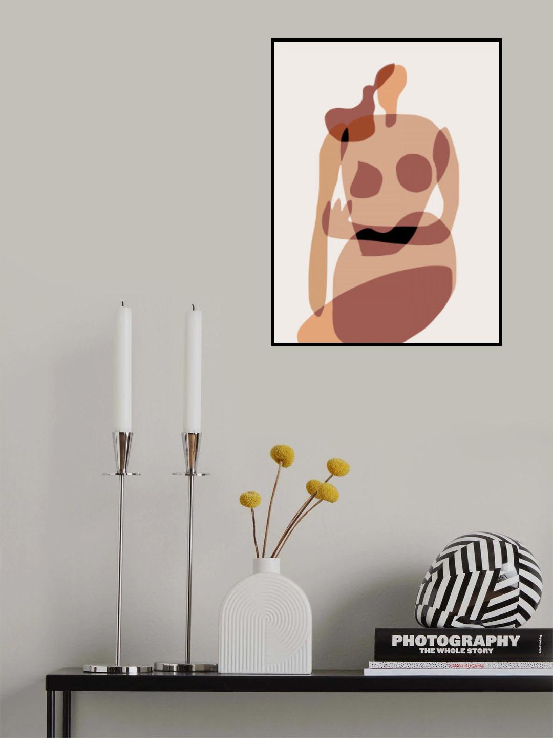 Madame In Earth Tone Poster och Canvastavla
