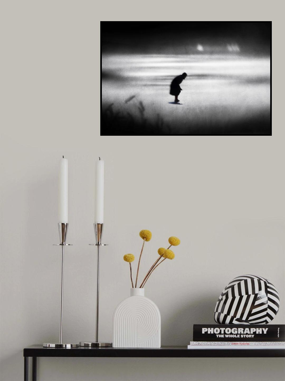 The nun and the sea Poster och Canvastavla