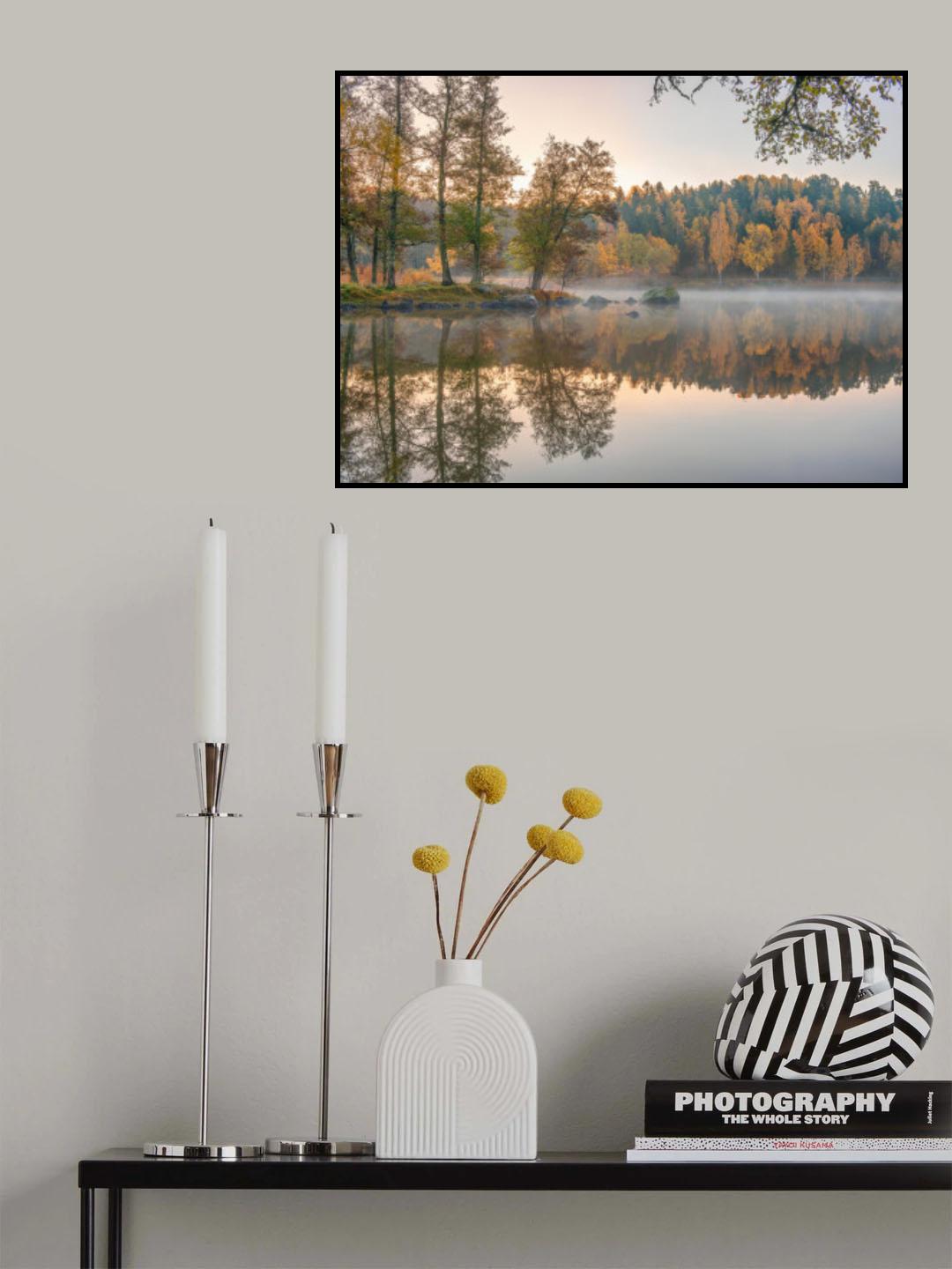 Calm autumn lake Poster och Canvastavla