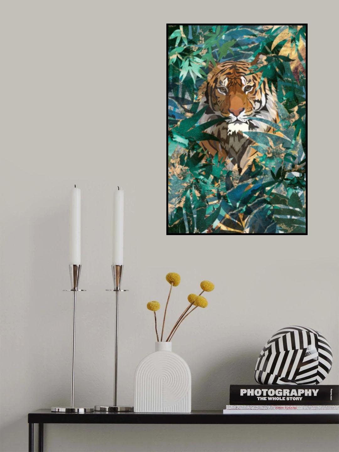 Tiger in the jungle 2 Poster och Canvastavla