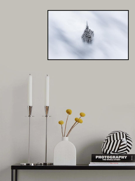 Shanghai Jinmao Tower in Clouds Poster och Canvastavla