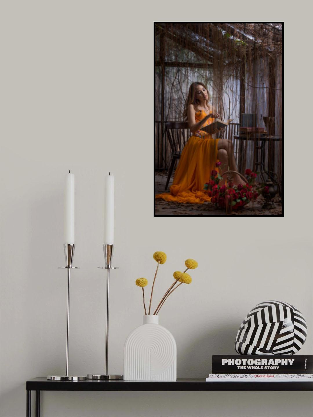Lady in the cursed garden Poster och Canvastavla