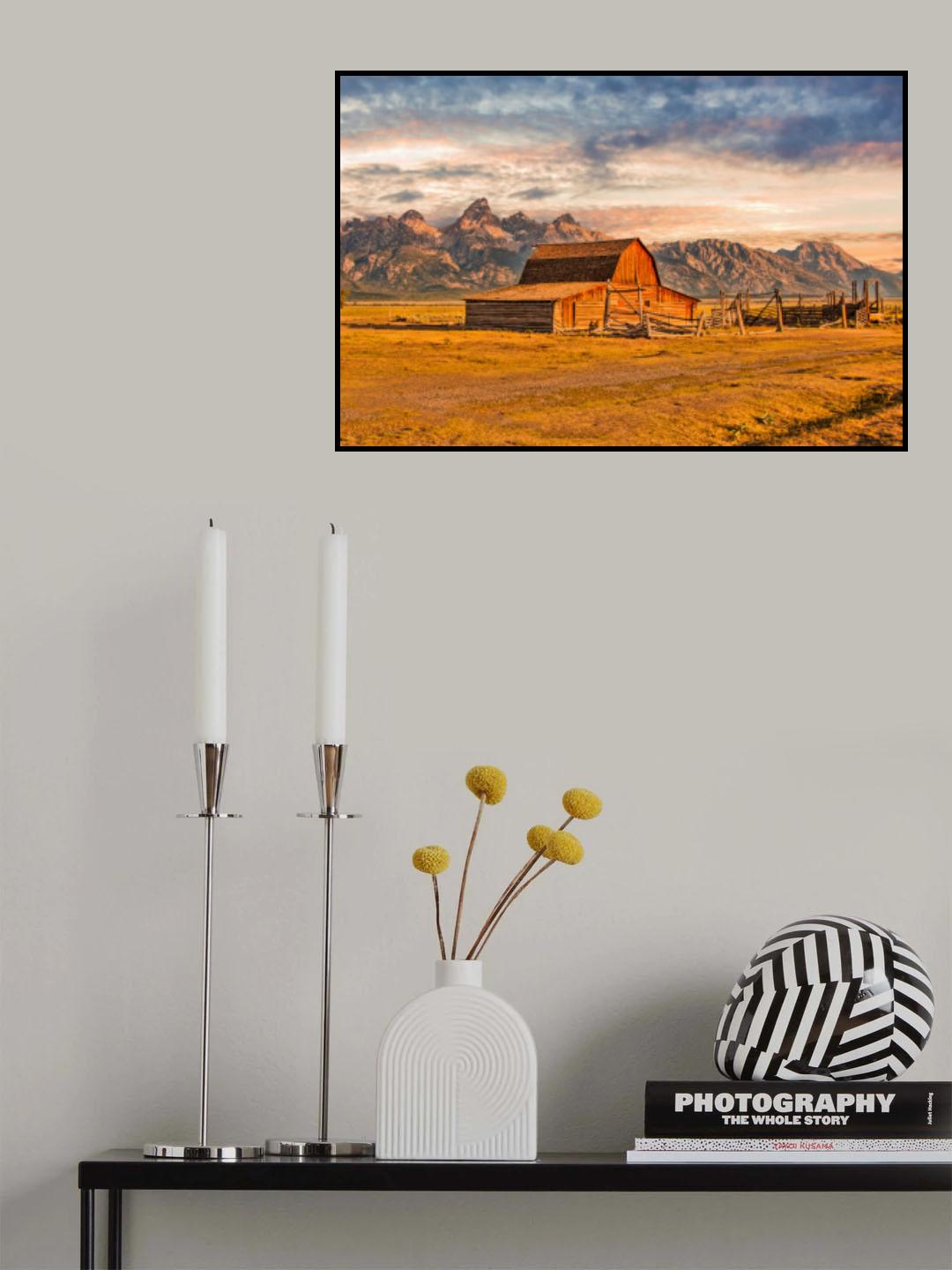 Moulton barn sunrise Poster och Canvastavla