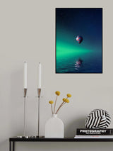 Balloon on lake Batllava Poster och Canvastavla