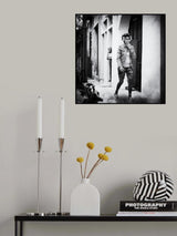 suspicious... Poster och Canvastavla