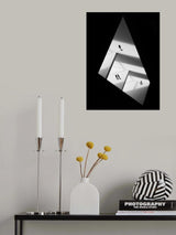 It's busy in the building Poster och Canvastavla