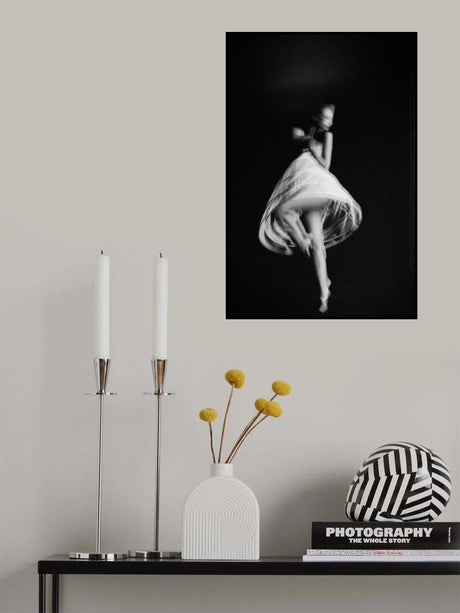 Dancing in the Light Poster och Canvastavla