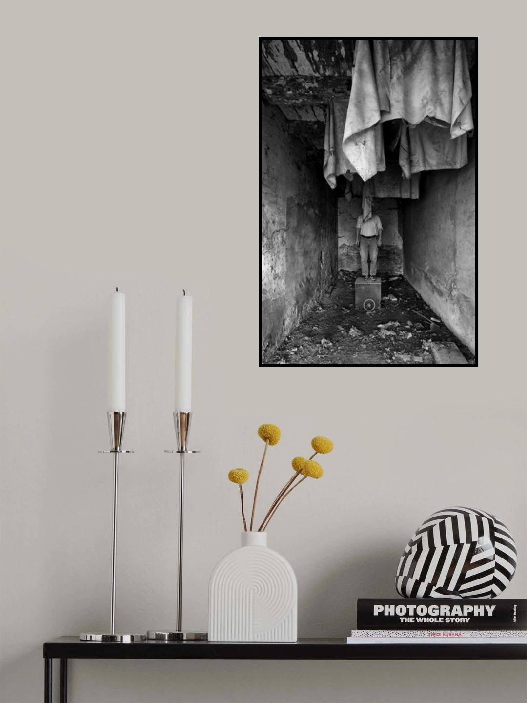 The mystery of clothes hanging out Poster och Canvastavla