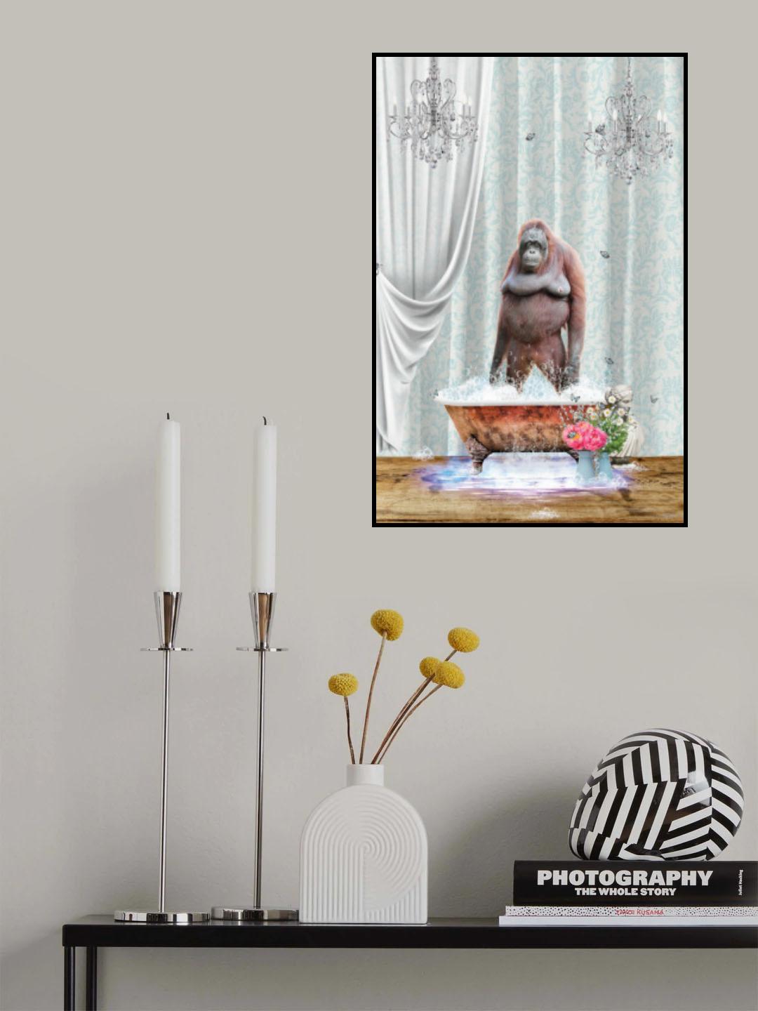 Orangutan &amp; Bubbles Poster och Canvastavla