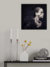 Lady From Garden Poster och Canvastavla