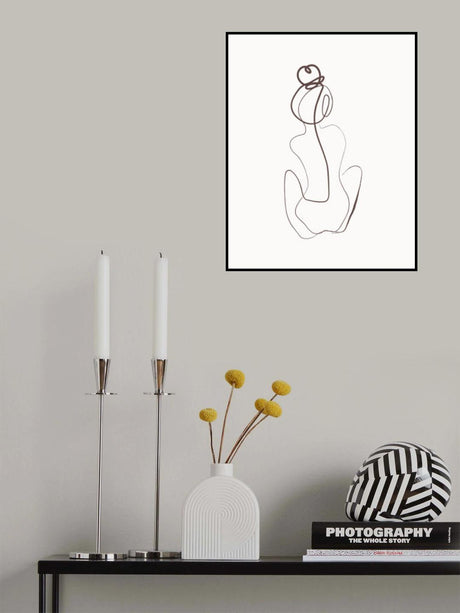 Sitting Girl Poster och Canvastavla